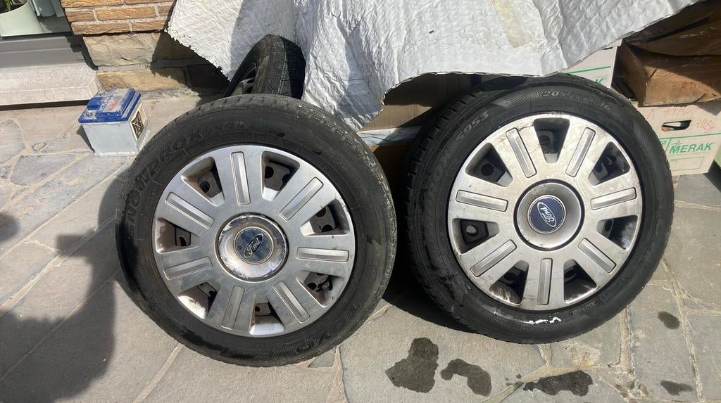 Pneus Michelin Goodyear 205/55R16 + Jantes Ford Mondeo., Autre, Pneu(s), Enlèvement, Utilisé