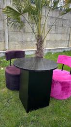 Table ronde effet marbre + 2 chaises en velours, Enlèvement