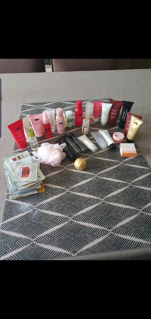 Produit de beauté, Bijoux, Sacs & Beauté, Beauté | Parfums, Enlèvement, Neuf