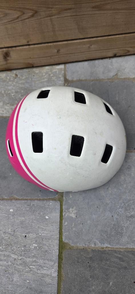 Fietshelm kind - wit en roze – merk: B-TWIN, Fietsen en Brommers, Fietsen | Kinderfietsjes, Ophalen, Gebruikt, Btwin