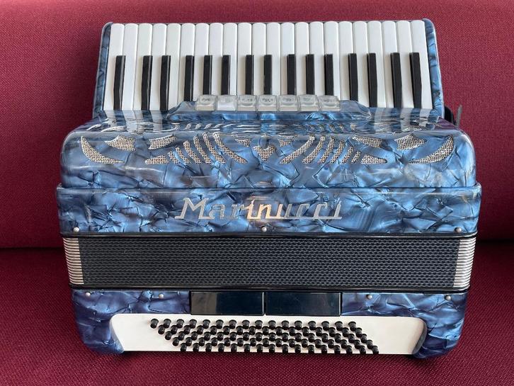 Mooie italiaanse Marinucci accordeon . 80 bas .Musette ., Musique & Instruments, Accordéons, Utilisé, Accordéon à touches, 80 basses