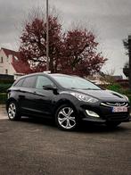 Hyundai i30 2014 1.4 153k km, Auto's, Hyundai, Stof, USB, Beige, Zwart