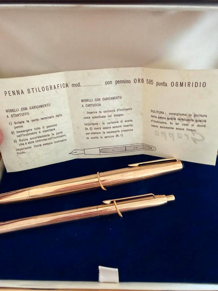 Luxe Montegrappa pen set – vulpen 14K goud (585) – in do, Verzamelen, Pennenverzamelingen, Zo goed als nieuw, Vulpen, Ophalen of Verzenden
