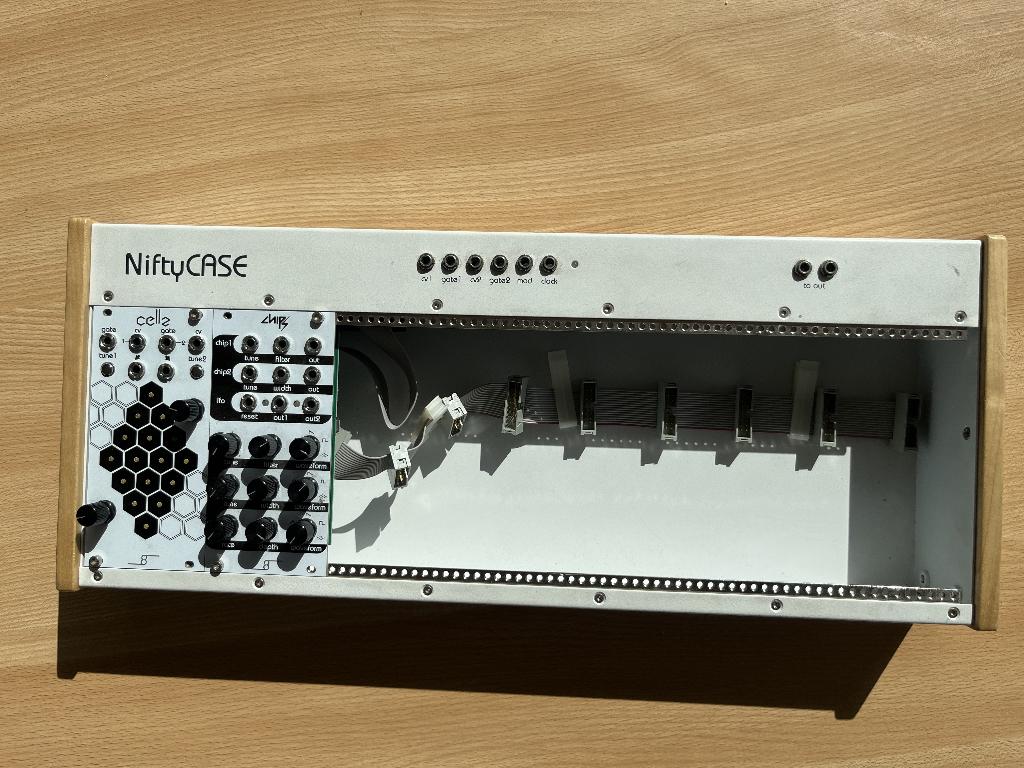 Niftycase + Cellz + Chipz, Musique & Instruments, Modules de son, Utilisé, Enlèvement