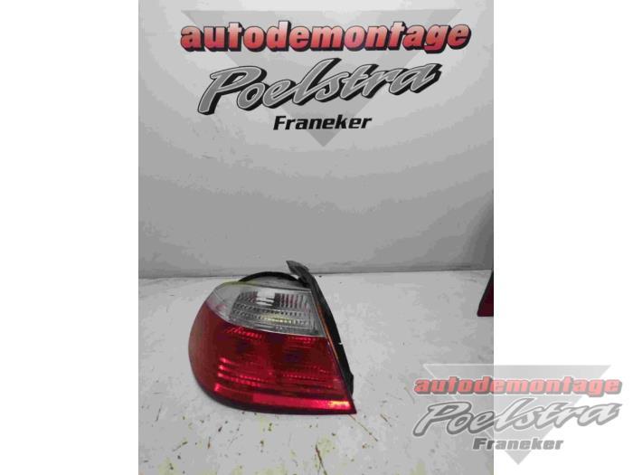 Feu arrière gauche d'un BMW 3-Serie, -, 3 mois de garantie, Utilisé, -