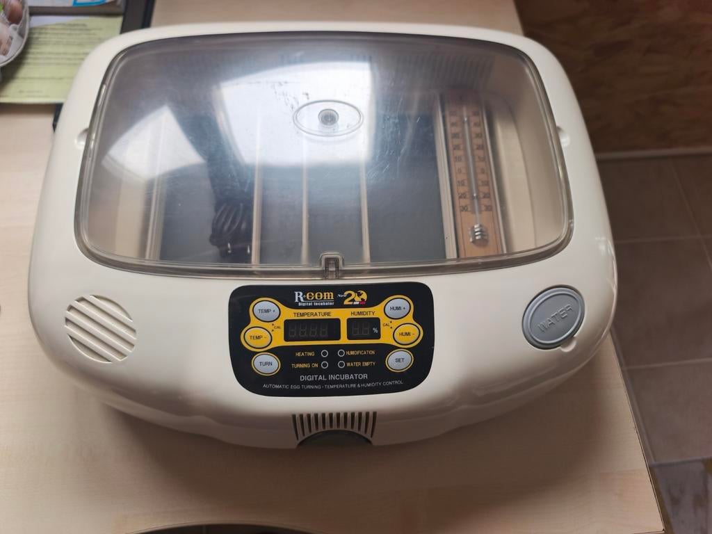 Couveuse Rcom 20