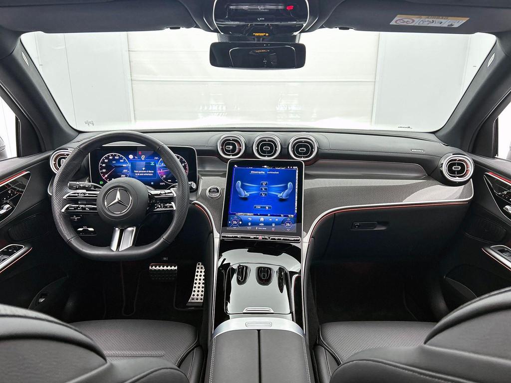 Mercedes-Benz GLC-klasse 200 4MATIC AMG Line Panoramisch Dak, Argent ou Gris, Achat, Entreprise, Entretenue par le concessionnaire