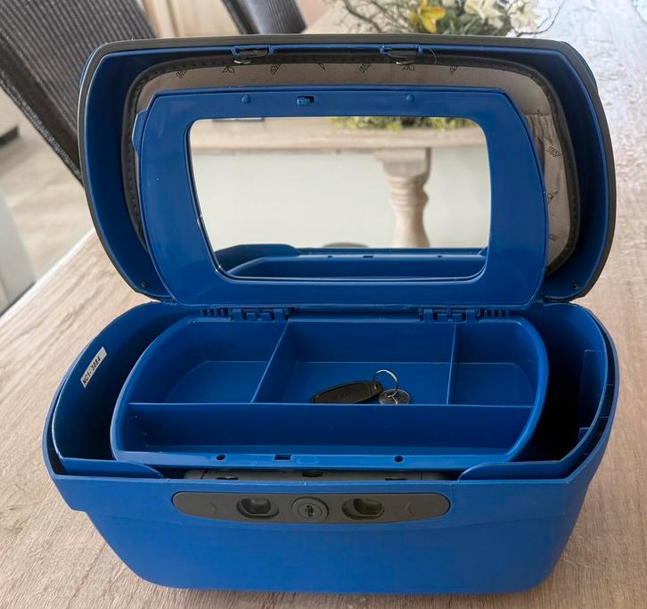 Beautycase / Make-up koffer “ ZO GOED ALS NIEUW!!!”, Handtassen en Accessoires, Beautycases, Ophalen