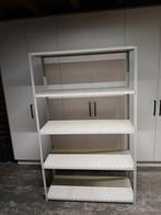 Metalen rekken, Ophalen