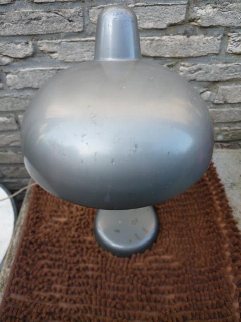 VINTAGE - Bauhaus-lamp Model "Cocotte" uit de jaren 50, Antiek en Kunst, Antiek | Verlichting, Ophalen of Verzenden