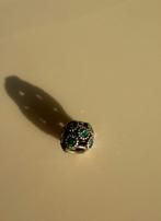 Charm Pandora avec pierres bleues, Handtassen en Accessoires, Bedels, Ophalen of Verzenden, Zo goed als nieuw, Pandora