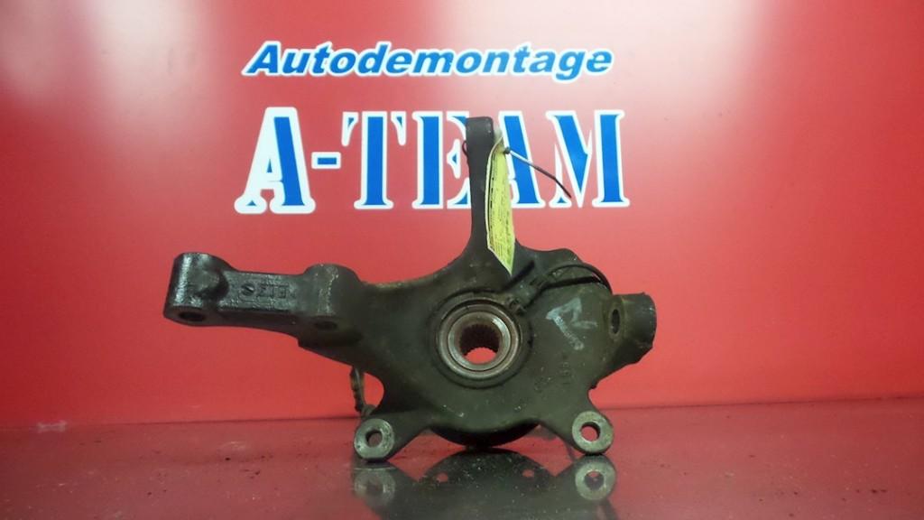 FUSEE AVANT DROITE Renault Laguna II (BG) (01-2001/12-2007), Utilisé, Renault