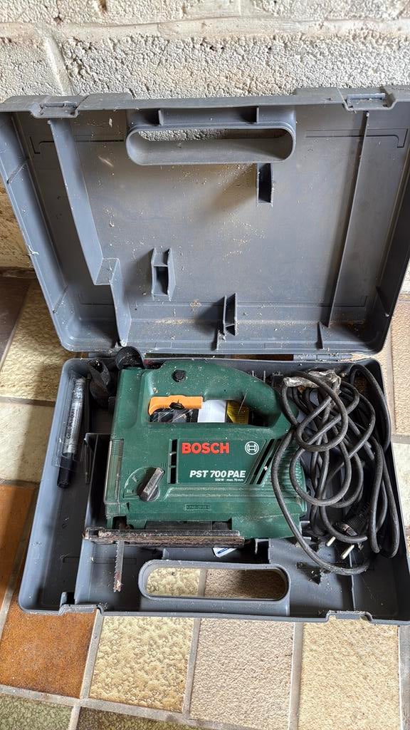 Bosch PST 700 PAE decoupeerzaag (met koffer), Doe-het-zelf en Bouw, Gereedschap | Zaagmachines, Gebruikt, Figuurzaag, Ophalen