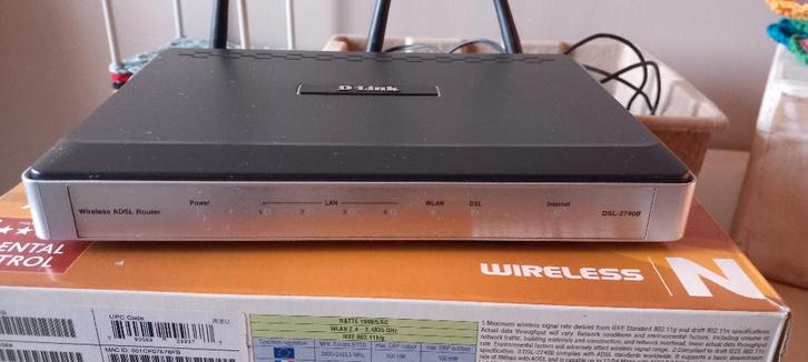 Router modem D-link, Computers en Software, Routers en Modems, Zo goed als nieuw, Router met modem, Ophalen