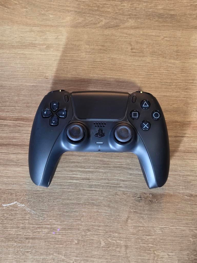 PS5 Dualsense controller ZWART, Ophalen of Verzenden, Zo goed als nieuw, Controller