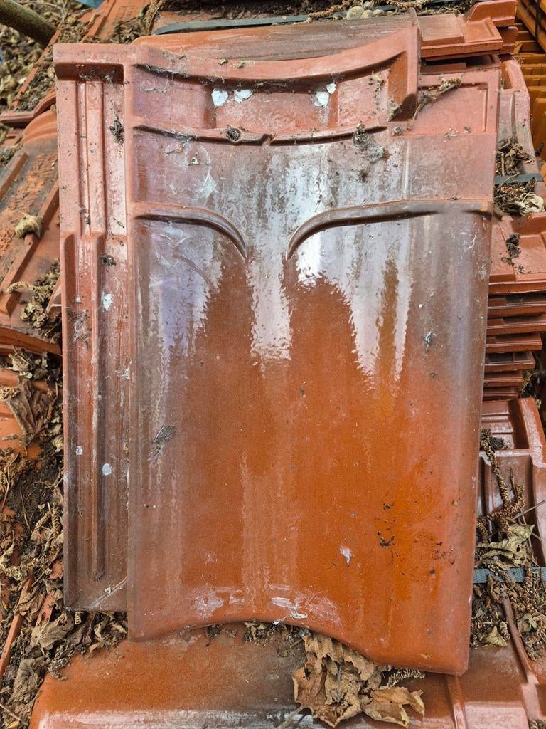 Dakpannen geglazuurd, Ophalen