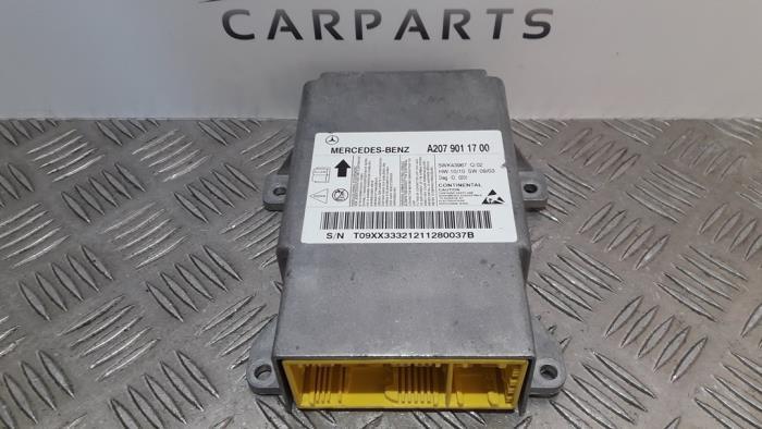 Airbag Module van een Mercedes E-Klasse, Auto-onderdelen, Elektronica en Kabels, Mercedes-Benz, Gebruikt, Ophalen of Verzenden