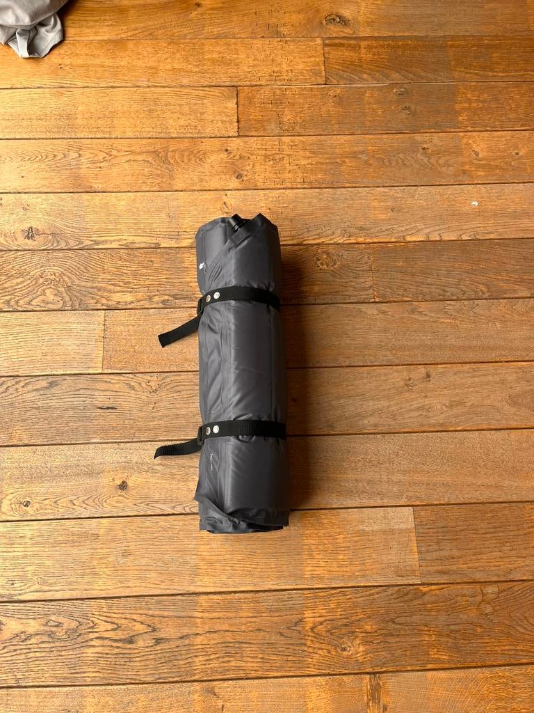 Matelas camping auto-gonfable, Enlèvement, Comme neuf