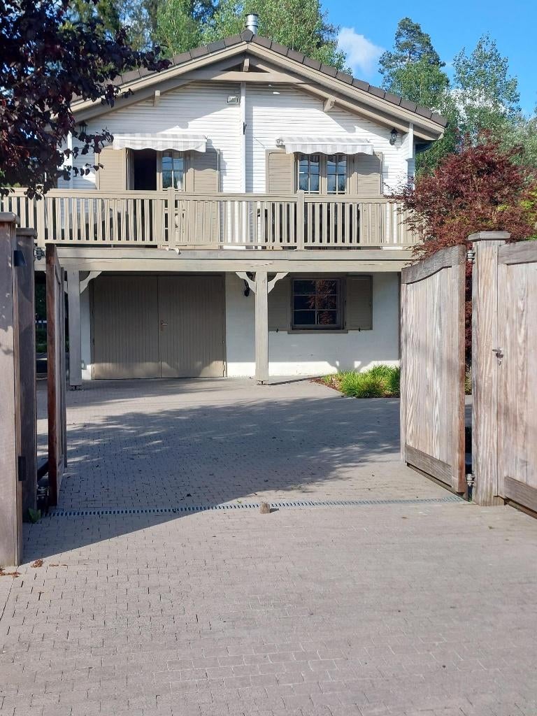 GROTE, MOOIE 6 PERSOONS CHALET NABIJ DURBUY, Open haard, Landelijk, In bos, Chalet, Bungalow of Caravan