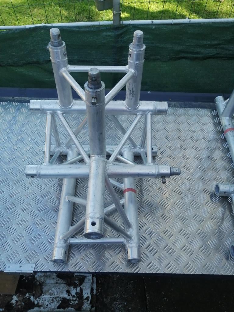 Truss expotruss 290  x30d, Musique & Instruments, Enlèvement ou Envoi