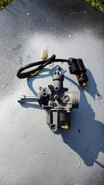 Gurtner carburateur voor Peugeot scooters met verticale blok, Fietsen en Brommers, Ophalen of Verzenden, Zo goed als nieuw, Blok