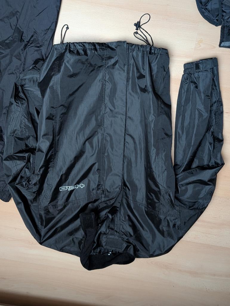 Ensemble de pluie fin  moto de marque HELD, Motos, Vêtements | Vêtements de moto, Seconde main, Enlèvement ou Envoi, Ensemble