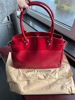 LouisVuitton rood met gebruiksporen, Bijoux, Sacs & Beauté, Sacs | Sacs Femme, Enlèvement ou Envoi, Utilisé, Rouge, Sac à main