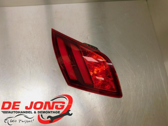 Feu arrière gauche d'un Peugeot 308, -, 3 mois de garantie, Utilisé, -