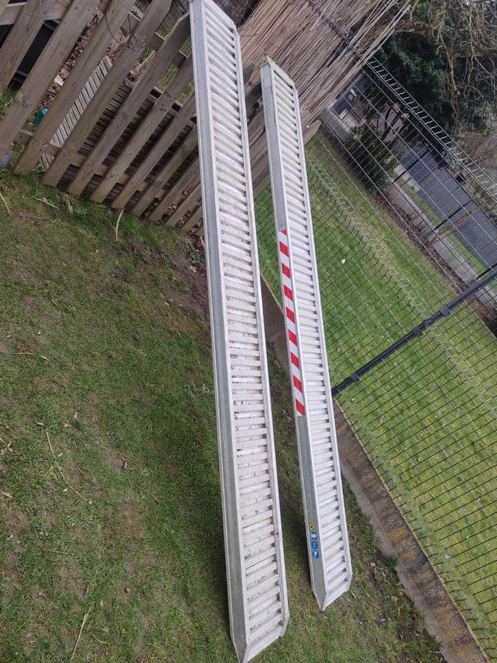 Rampe latérale pour remorque, Bricolage & Construction, Métaux, Enlèvement