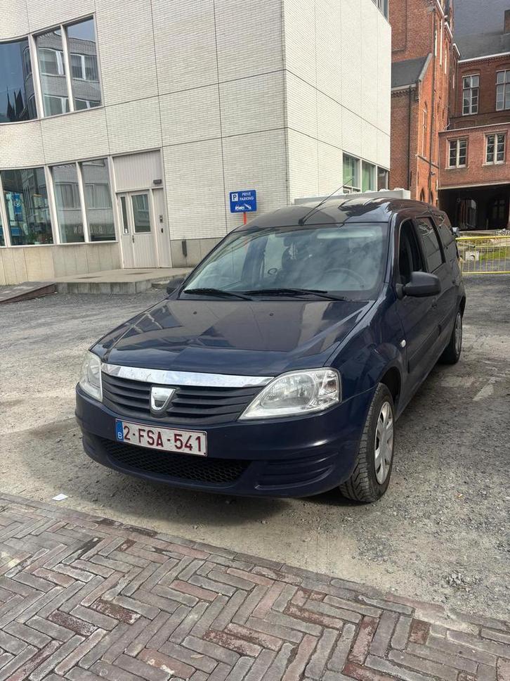 Dacia benzine motor 1.6 7 plaats, Auto's, Dacia, Bedrijf, Logan, Benzine, Euro 5, Ophalen