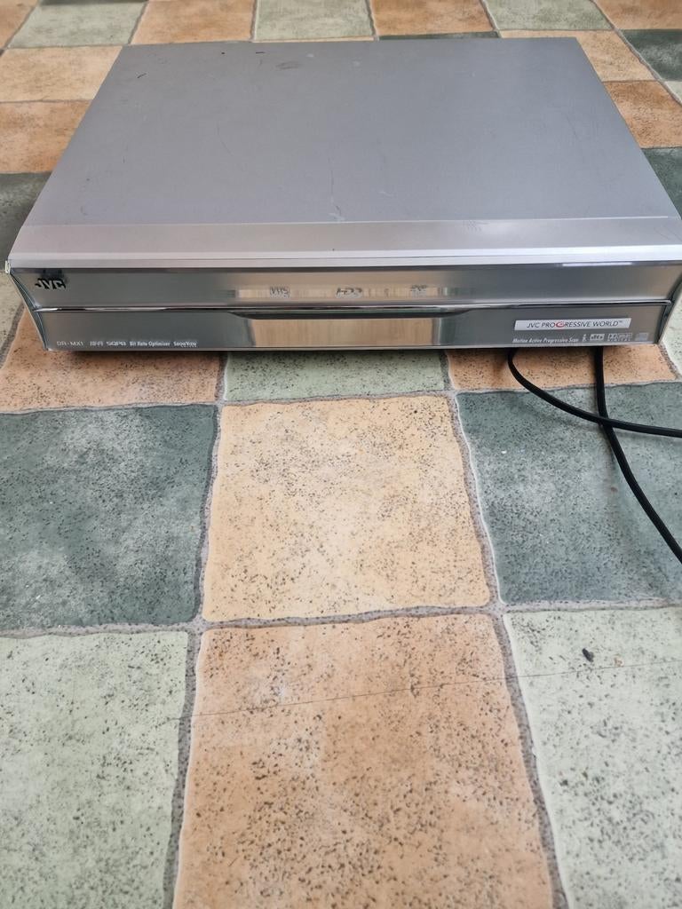 JVC DR-MX1 – Magnétoscope VHS / DVD / Disque dur (160 Go), TV, Hi-fi & Vidéo, JVC, Disque dur