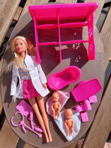Steffi Love dokter met 2 baby's., Enlèvement ou Envoi, Comme neuf