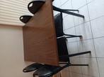 Keukentafel en 4 stoelen tafel is 170 lang 78 breed 78 hoog, Huis en Inrichting, Complete eetkamers, Ophalen, Zo goed als nieuw