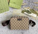 Saccoche carre gucci, Handtassen en Accessoires, Tassen | Schoudertassen, Ophalen of Verzenden