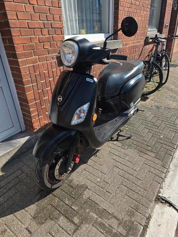 Sym fiddle 3 A klasse, Fietsen en Brommers, Snorfietsen en Snorscooters, Ophalen, Zo goed als nieuw, SYM