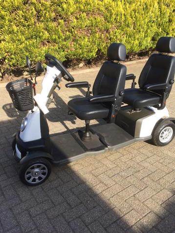 Duo zit scootmobiel  beschikbaar voor biedingen