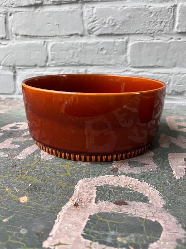 Ronde kom Boch Delta bruin, Antiek en Kunst, Antiek | Servies los, Ophalen of Verzenden