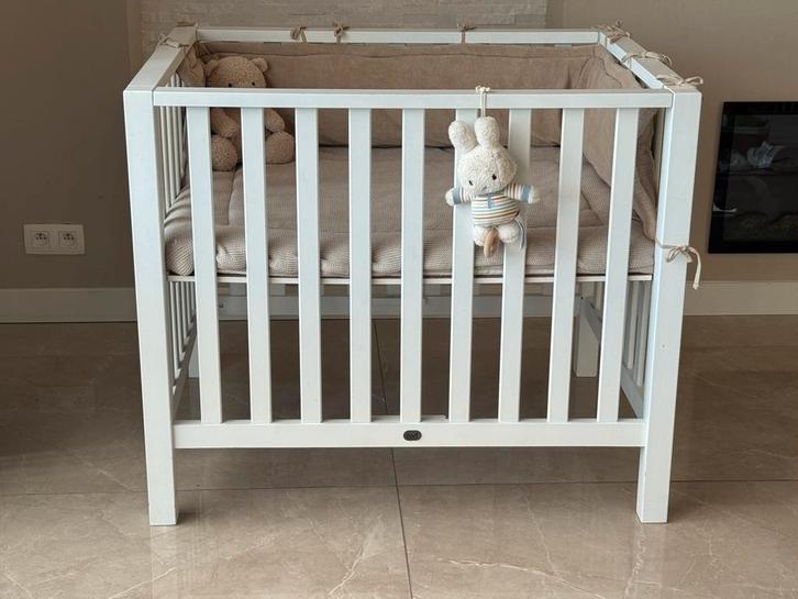 Babybox twf zeer goede staat!, Kinderen en Baby's, Kinderkamer | Bedden, Gebruikt, Minder dan 140 cm, 85 tot 100 cm, Lattenbodem