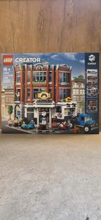 LEGO 10264 Corner Garage - Nieuw & Gesealed - MSIB - €245, Info@lego.com, Lego, Lego, Info@setsandbricks.be