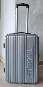 Bonne valise de voyage, Bijoux, Sacs & Beauté, Valises, Enlèvement, Utilisé, Plastique dur, Roulettes