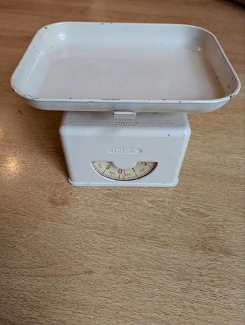 Inca weegschalen en -containers beschikbaar voor biedingen