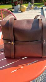 Delvaux handtas in heel mooie staat, Handtassen en Accessoires, Tassen | Damestassen, Ophalen of Verzenden, Gebruikt, Bruin, Schoudertasje