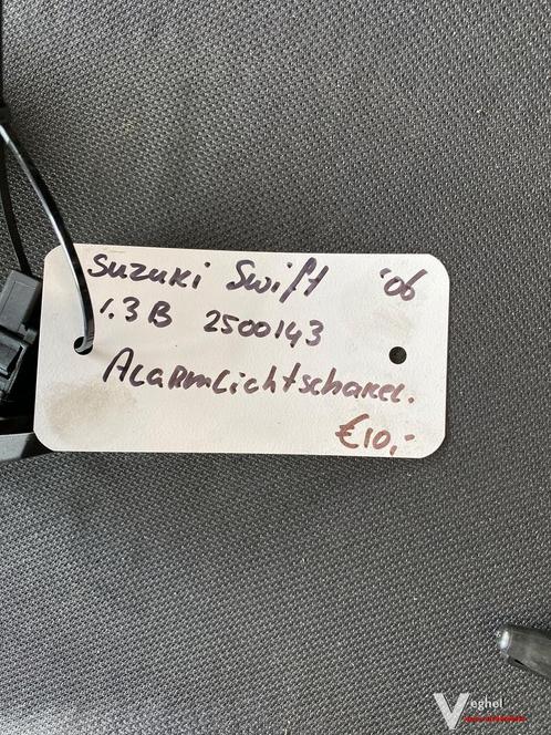 Suzuki Swift 1.3 B 2006 2500143 Alarmlichtschakelaar, Auto-onderdelen, Dashboard en Schakelaars, Gebruikt, Ophalen of Verzenden