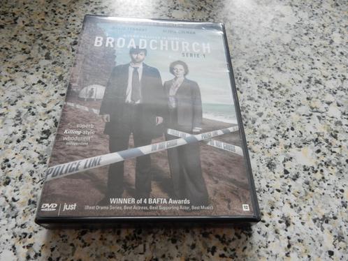 nr.335 - Dvd's broadchurch - €5/seizoen, Cd's en Dvd's, Dvd's | Tv en Series, Zo goed als nieuw, Thriller, Boxset, Vanaf 12 jaar