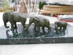 Familie olifanten  Weens brons op marmer, Antiek en Kunst, Ophalen of Verzenden, Brons