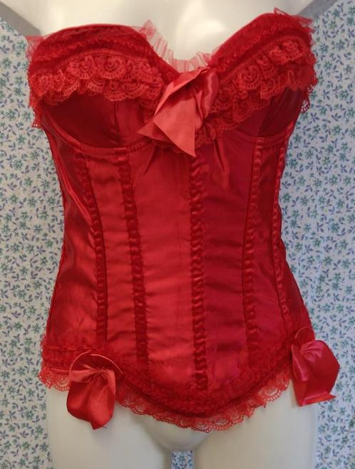 C5 rood satijn rijgcorset maat 46/48 sluit met ritssluiting, Vêtements | Femmes, Sous-vêtements & Lingerie, Body ou Corset, Rouge