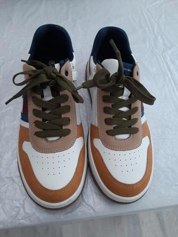 Nieuwe Tommy Hilfiger schoenen maat 39 met rits beschikbaar voor biedingen