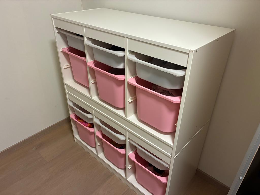 opbergmeubel met bakken Ikea, Huis en Inrichting, Woonaccessoires | Prullenbakken, Zo goed als nieuw, Ophalen