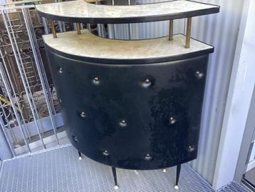 Bar vintage années 60 Skaï noir 110 x 100 x 45 cm  beschikbaar voor biedingen