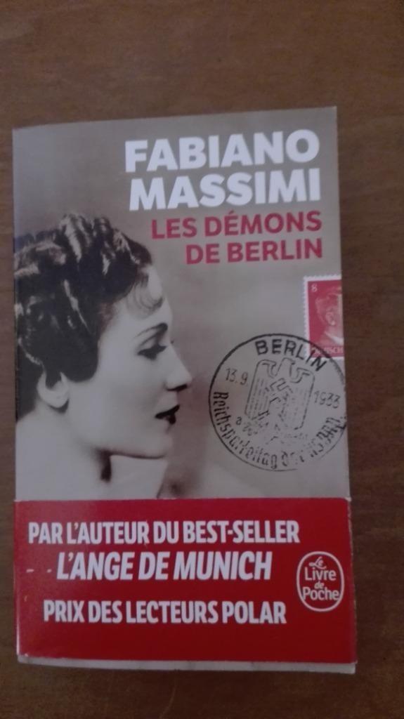 Boeken tijdens de oorlog, Boeken, Oorlog en Militair, Ophalen of Verzenden